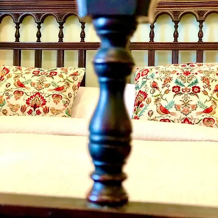 Lissanisky House *
