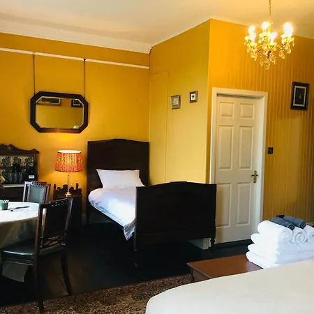 Bed and Breakfast Lissanisky House Ballymackey