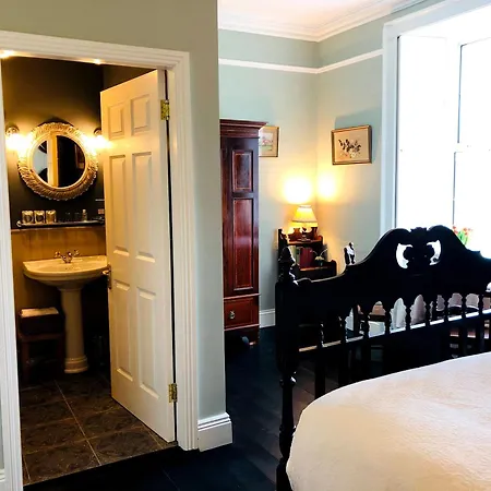 Lissanisky House Bed & Breakfast