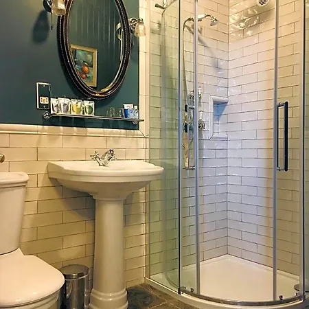 Lissanisky House 4*