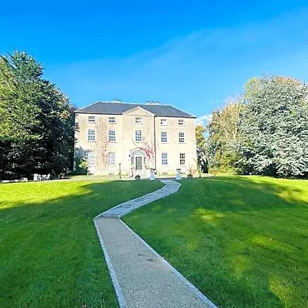 Lissanisky House 4*